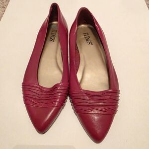 8.5 VINTAGE FINGS Women's Pointed Red Leather Flats